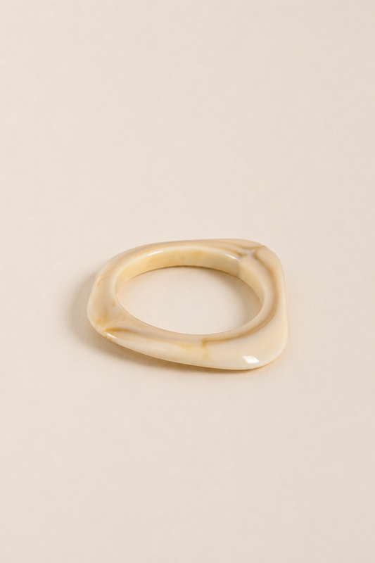 MAJ BOLD OFF WHITE BANGLE