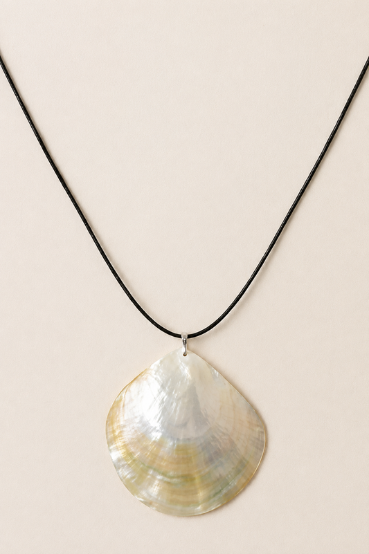 SOLVEIG MOTHER OF PEARL NECKLACE