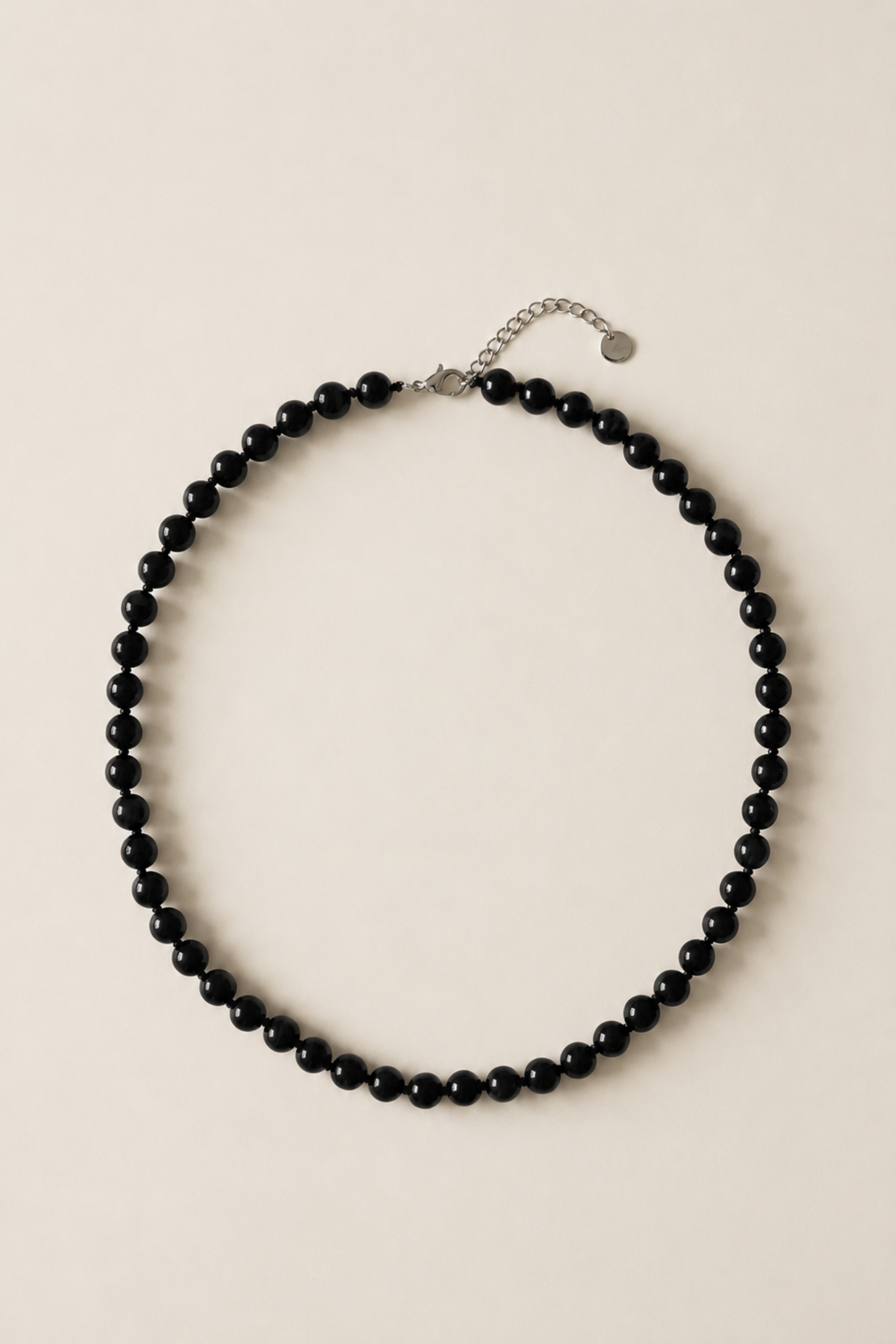 FREJA BLACK BEAD NECKLACE